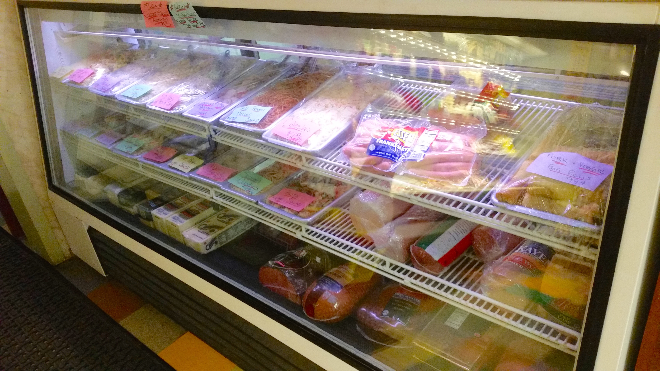 wardsboro_country_store_deli_meat.jpg